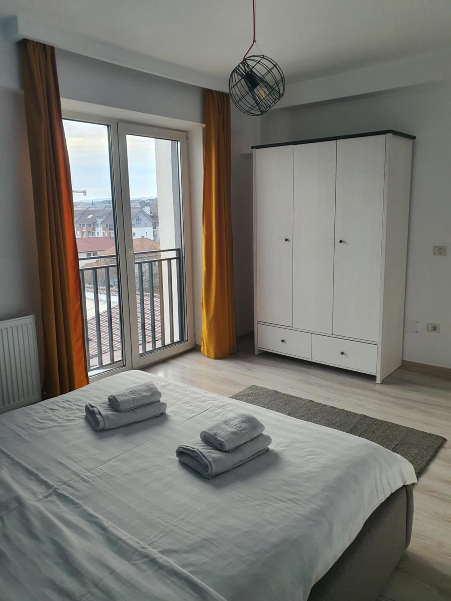Apartament Mara Centru Apartment อัลบายูเลีย ภายนอก รูปภาพ